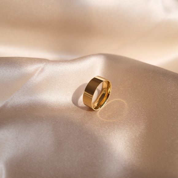 CLOSING SALE! Gold Plated Flat Band Ring - Picture 6 of 6